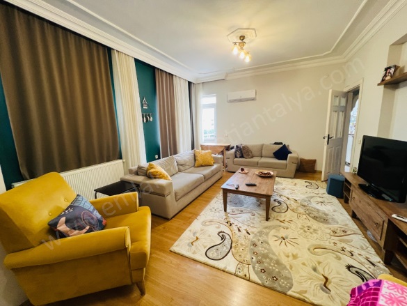 Kızıltoprak Mah. Muratpaşa Satılık Daire |  3+1 Oda | 140M2 5.190.000Tl  Krediye Uygun  | 3. Kat | Doğalgaz(Kombi) | 2 Banyo Resim-1