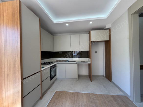 Kızıltoprak Mah. Muratpaşa Satılık Daire |  1+1 Oda | 78M2 4.650.000Tl  Krediye Uygun  | 4. Kat | Doğalgaz(Kombi) | 1 Banyo Resim-1
