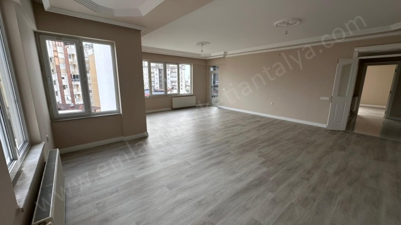 Çağlayan Mah. Muratpaşa Satılık Daire |  3+1 Oda | 210M2 14.000.000Tl  Krediye Uygun  | 7. Kat | Doğalgaz(Kombi) | 2 Banyo Resim-1