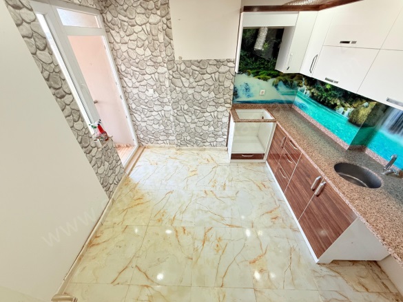 Şelale Mah. Kepez Satılık Daire |  3+1 Oda | 130M2 3.500.000Tl  Krediye Uygun  | 5. Kat | Klima | 1 Banyo Resim-2