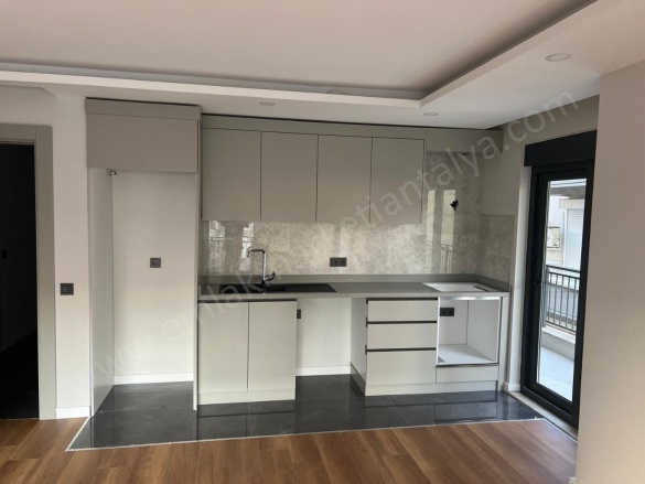 Üçgen Mah. Muratpaşa Satılık Daire |  2+1 Oda | 90M2 7.750.000Tl  Krediye Uygun  | 2. Kat | Klima | 1 Banyo Resim-5