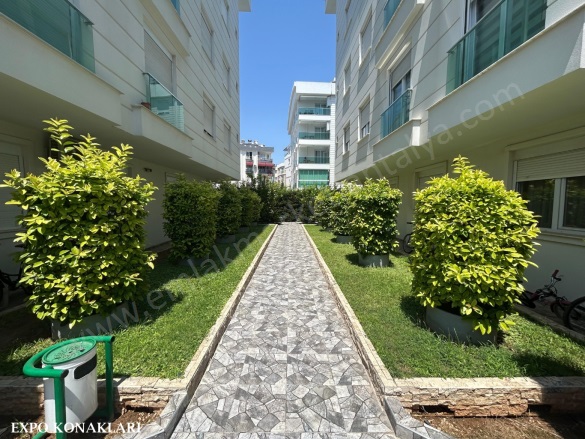 Kızıltoprak Mah. Muratpaşa Satılık Daire |  3+1 Oda | 142M2 9.500.000Tl  Krediye Uygun  | 3. Kat | Doğalgaz(Kombi) | 2 Banyo Resim-3