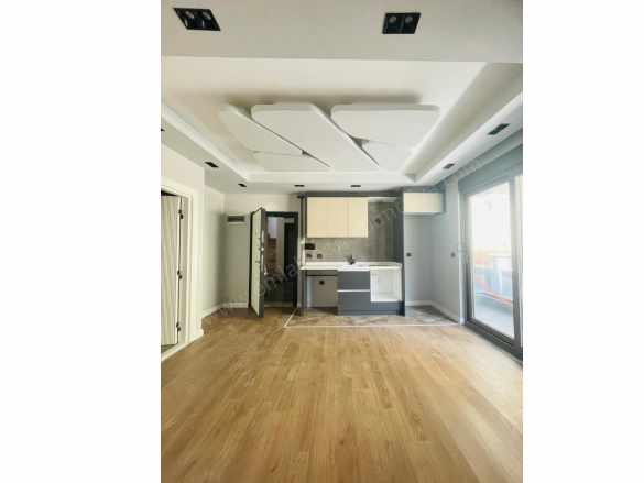 Etiler Mahallesinde Asansörlü Doğalgazlı Ultra Lüks Sıfır Ler 2+1 Satılık Daire Muratpaşa