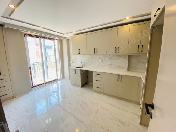 Erenköy Mah. Kepez Satılık Daire |  5+1 Oda | 285M2 6.850.000Tl  Krediye Uygun  | Bahçe Dubleksi | Doğalgaz(Kombi) | 2 Banyo Resim-2