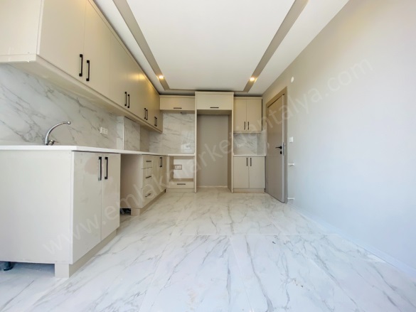 Erenköy Mah. Kepez Satılık Daire |  5+1 Oda | 285M2 6.850.000Tl  Krediye Uygun  | Bahçe Dubleksi | Doğalgaz(Kombi) | 2 Banyo Resim-5