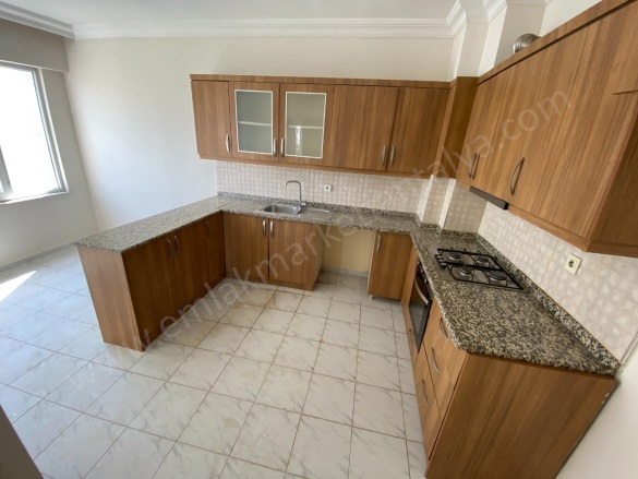 Meydankavağı Mah. Muratpaşa Satılık Daire |  3+1 Oda | 180M2 10.100.000Tl | 8. Kat | 1 Banyo Resim-1