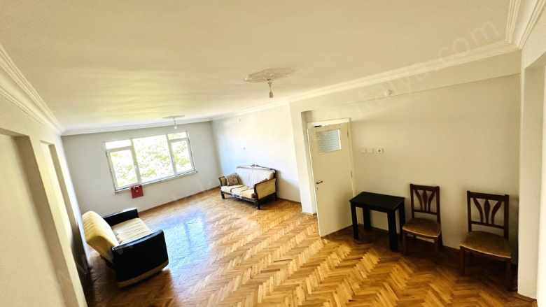Çaybaşı Mahallesinde 3+1 Geniş 165 M² Şehrin Merkezinde Satılık Daire Muratpaşa