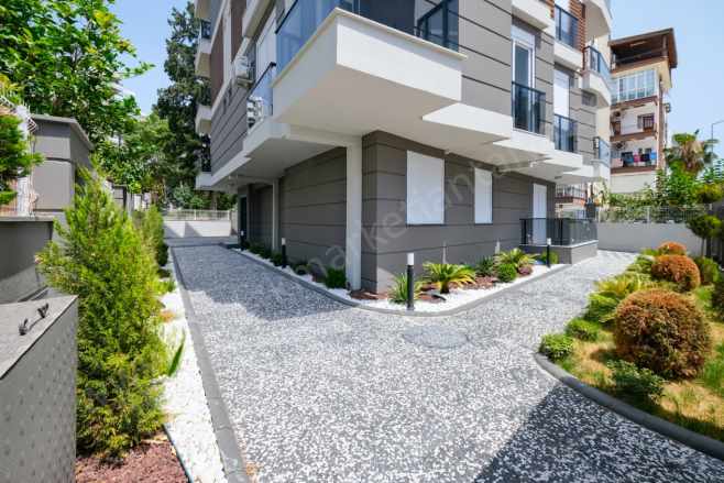Meydankavağında Önü Açık Ferah Dubleks 2+1 Satılık Daire Muratpaşa Meydankavağı Mah