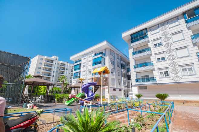 Kızıltoprak Yaşam Hastanesi Karşısı Site içi Arakatta 2+1 Fırsat Satılık Daire Muratpaşa Mah