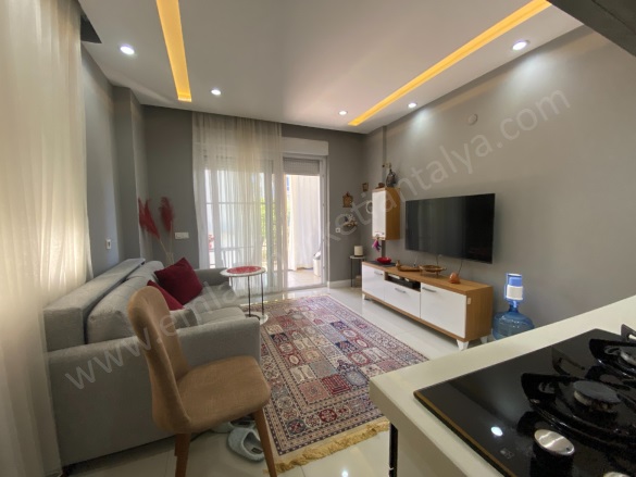 Güzeloba Mah. Muratpaşa Satılık Daire |  1+1 Oda | 50M2 3.500.000Tl  Krediye Uygun  Eşyalı  | Yüksek Giriş | Doğalgaz(Kombi) | 1 Banyo Resim-1