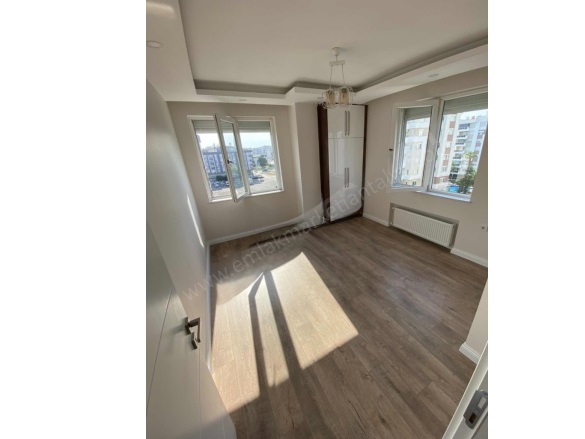 Doğuyaka Mah. Muratpaşa Satılık Daire |  3+1 Oda | 140M2 8.750.000Tl  Krediye Uygun  | 4. Kat | Doğalgaz(Kombi) | 1 Banyo Resim-5