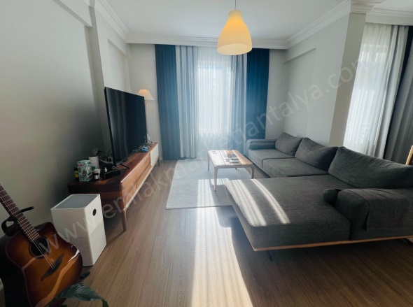 Gençlik Mah. Muratpaşa Satılık Daire |  3+1 Oda | 150M2 5.850.000Tl  Krediye Uygun  | 3. Kat | Klima | 1 Banyo Resim-4