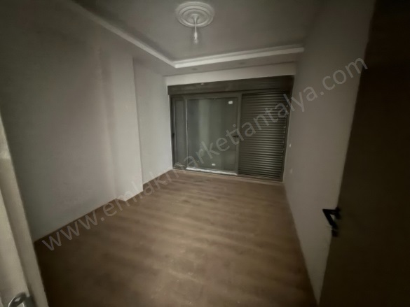 Hüsnü Karakaş Mah. Kepez Satılık Daire |  1+1 Oda | 60M2 3.120.000Tl  Krediye Uygun  | 1. Kat | Klima | 1 Banyo Resim-5