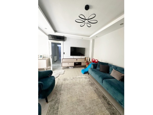 Meydankavağı Mah. Muratpaşa Satılık Daire |  3+1 Oda | 135M2 10.100.000Tl  Krediye Uygun  | 3. Kat | Doğalgaz(Kombi) | 2 Banyo Resim-2