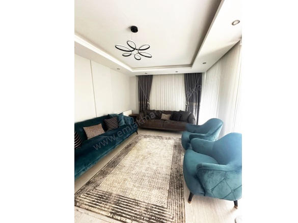 Meydankavağı Mah. Muratpaşa Satılık Daire |  3+1 Oda | 135M2 10.100.000Tl  Krediye Uygun  | 3. Kat | Doğalgaz(Kombi) | 2 Banyo Resim-3