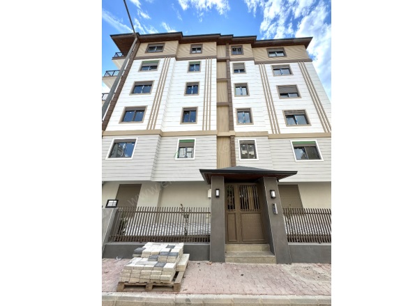 Güvenlik Mah. Muratpaşa Satılık Daire |  2+1 Oda | 98M2 5.750.000Tl  Krediye Uygun  | 1. Kat | Doğalgaz(Kombi) | 1 Banyo Resim-1
