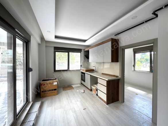 Güvenlik Mahallesinde 1+1 Geniş Kullanışlı Satılık Daire Muratpaşa