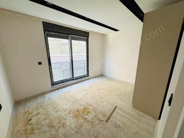 Meydankavağında Yerden Isıtmalı Çift Banyolu Sıfır 3+1 Satılık Daire Muratpaşa Meydankavağı Mah