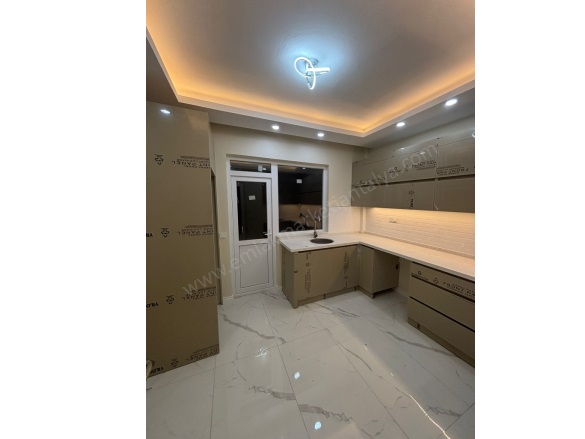 Yeşilbahçe Mah. Muratpaşa Satılık Daire |  3+1 Oda | 180M2 9.250.000Tl  Krediye Uygun  | 2. Kat | Doğalgaz(Kombi) | 1 Banyo Resim-1