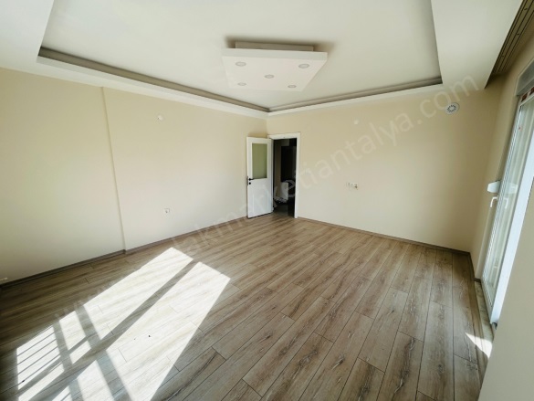 Ayanoğlu Mah. Kepez Satılık Daire |  3+1 Oda | 120M2 4.000.000Tl  Krediye Uygun  | 1. Kat | Klima | 1 Banyo Resim-4