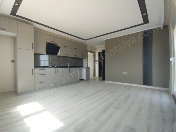 Çıplaklı Mah. Döşemealtı Satılık Daire |  1+1 Oda | 80M2 2.800.000Tl  Krediye Uygun  | 1. Kat | Klima | 1 Banyo Resim-3
