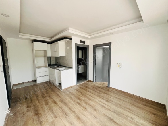 Aktoprak Mah. Kepez Satılık Daire |  1+1 Oda | 60M2 2.090.000Tl  Krediye Uygun  | Yüksek Giriş | Doğalgaz(Kombi) | 1 Banyo Resim-1