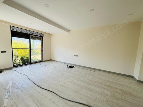 Zerdalilik Mah. Muratpaşa Satılık Daire |  3+1 Oda | 145M2 10.950.000Tl  Krediye Uygun  | 3. Kat | Doğalgaz(Kombi) | 2 Banyo Resim-5