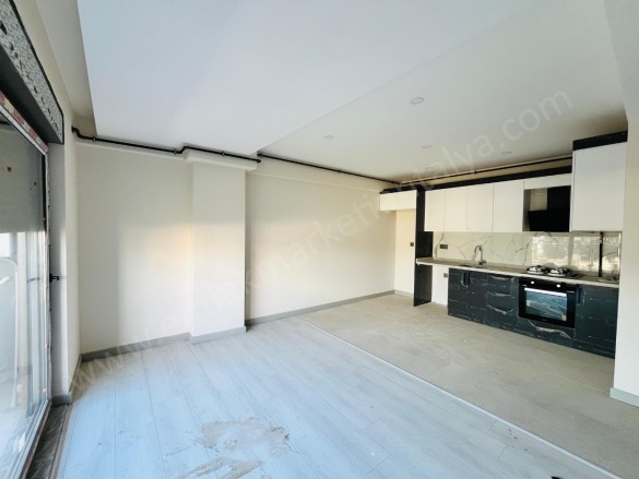 Zerdalilik Mah. Muratpaşa Satılık Daire |  1+1 Oda | 60M2 5.350.000Tl  Krediye Uygun  | 3. Kat | Doğalgaz(Kombi) | 1 Banyo Resim-2