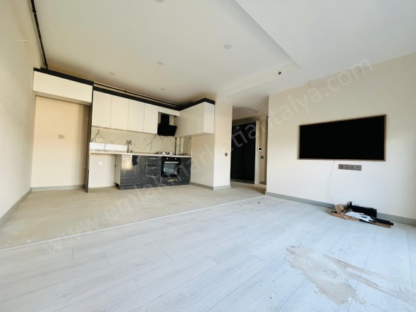 Zerdalilik Mah. Muratpaşa Satılık Daire |  1+1 Oda | 60M2 5.350.000Tl  Krediye Uygun  | 3. Kat | Doğalgaz(Kombi) | 1 Banyo Resim-5