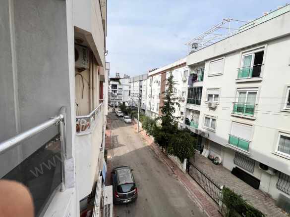 Mevlana Caddesi Yakını 2+1 Arakat Ayrı Mutfaklı Kiralık Daire Muratpaşa Yüksekalan Mah
