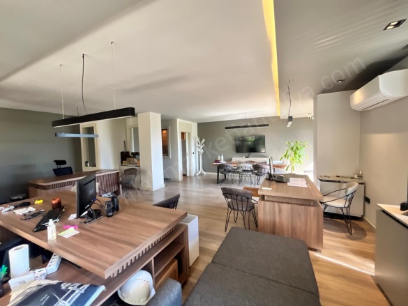 Akkuyu Mah. Konyaaltı Satılık Dükkan |  3+1 Oda | 400M2 13.000.000Tl  Krediye Uygun  | 1. Kat | Klima | 2 Banyo Resim-1