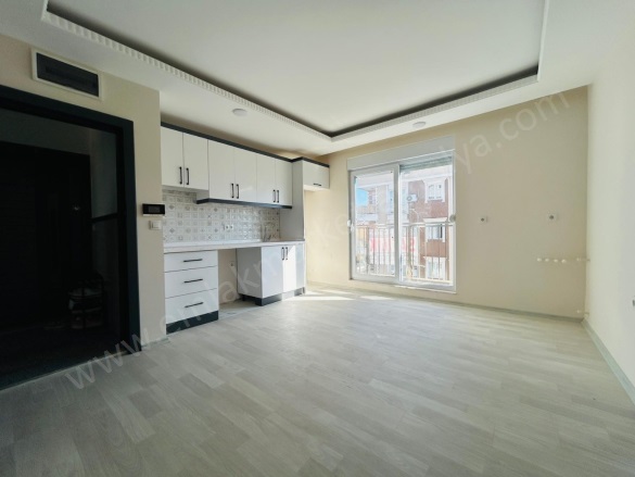 Kültür Mah. Kepez Satılık Daire |  2+1 Oda | 70M2 4.600.000Tl  Krediye Uygun  | 2. Kat | Klima | 1 Banyo Resim-3