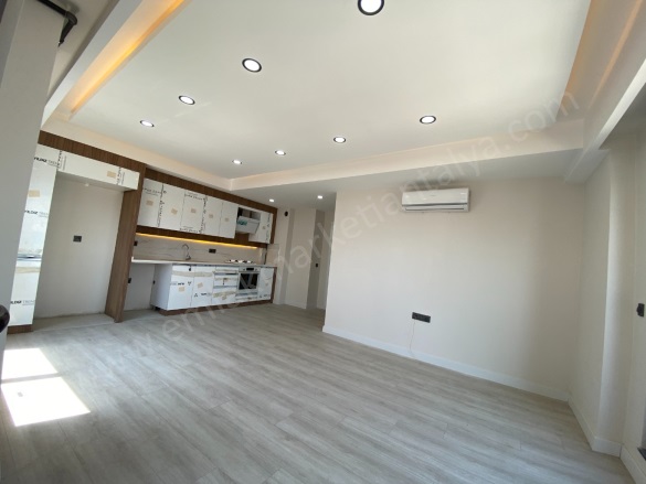 Yıldız Mah. Muratpaşa Satılık Daire |  2+1 Oda | 80M2 6.250.000Tl  Krediye Uygun  | 6. Kat | Doğalgaz(Kombi) | 1 Banyo Resim-5