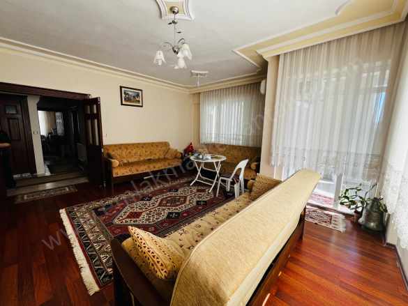 Süper Konumda Kombili Ayrı Mutfaklı Geniş 3+1 Satılık Daire Muratpaşa Yenigün Mah