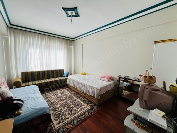 Yenigün Mah. Muratpaşa Satılık Daire |  3+1 Oda | 150M2 5.900.000Tl  Krediye Uygun  | 2. Kat | Doğalgaz(Kombi) | 1 Banyo Resim-5