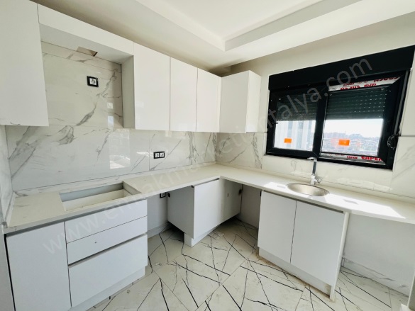 Hüsnü Karakaş Mah. Kepez Satılık Daire |  2+1 Oda | 90M2 3.890.000Tl  Krediye Uygun  | 3. Kat | Doğalgaz(Kombi) | 1 Banyo Resim-2