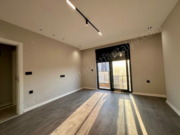 Aydoğmuş Mah. Kepez Satılık Daire |  1+1 Oda | 55M2 2.490.000Tl  Krediye Uygun  | 1. Kat | Klima | 1 Banyo Resim-4