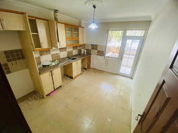 Dutlubahçe Mah. Muratpaşa Kiralık Daire |  2+1 Oda | 105M2 Aylık 18.000Tl | Yüksek Giriş | Klima | 1 Banyo Resim-4
