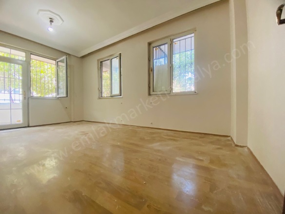 Dutlubahçe Mah. Muratpaşa Kiralık Daire |  2+1 Oda | 105M2 Aylık 18.000Tl | Yüksek Giriş | Klima | 1 Banyo Resim-5