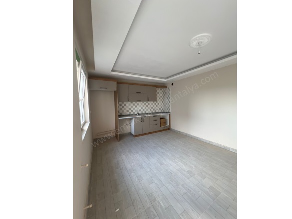 Varsak Menderes Mah. Kepez Satılık Daire |  1+1 Oda | 55M2 2.450.000Tl  Krediye Uygun  | 2. Kat | Klima | 1 Banyo Resim-2