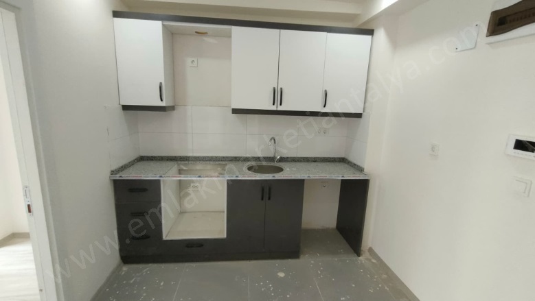 Cumhuriyet Mah. Muratpaşa Satılık Daire |  2+1 Oda | 80M2 4.680.000Tl  Krediye Uygun  | 1. Kat | Klima | 1 Banyo Resim-2