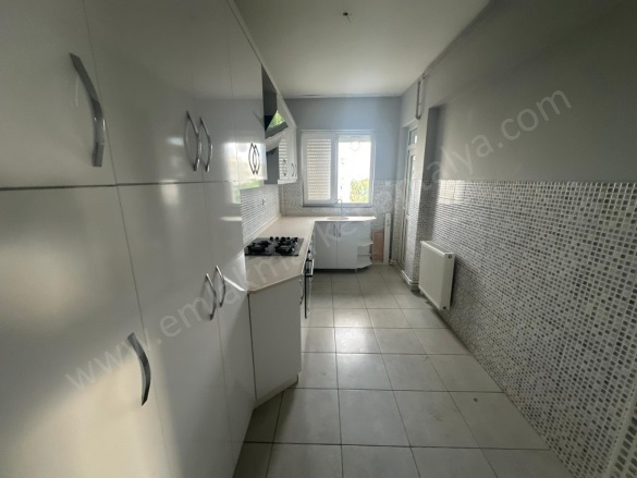 Fener Mah. Muratpaşa Satılık Daire |  3+1 Oda | 150M2 12.100.000Tl  Krediye Uygun  | 5. Kat | Doğalgaz(Kombi) | 1 Banyo Resim-3