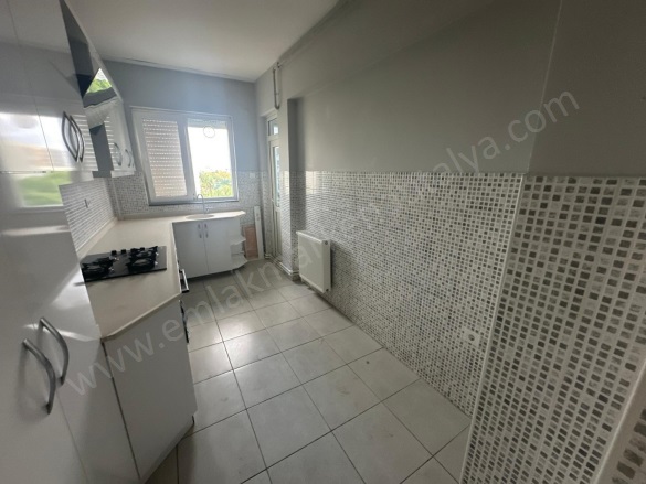 Fener Mah. Muratpaşa Satılık Daire |  3+1 Oda | 150M2 12.100.000Tl  Krediye Uygun  | 5. Kat | Doğalgaz(Kombi) | 1 Banyo Resim-4