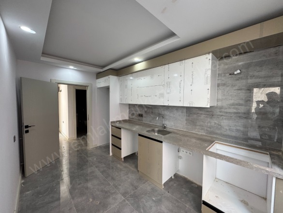 Kızıltoprak Mah. Muratpaşa Satılık Daire |  3+1 Oda | 138M2 6.950.000Tl  Krediye Uygun  | 2. Kat | Doğalgaz(Kombi) | 2 Banyo Resim-1