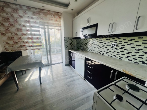 Çağlayan Mah. Muratpaşa Satılık Daire |  3+1 Oda | 180M2 9.900.000Tl Eşyalı  | 1. Kat | Doğalgaz(Kombi) | 2 Banyo Resim-4