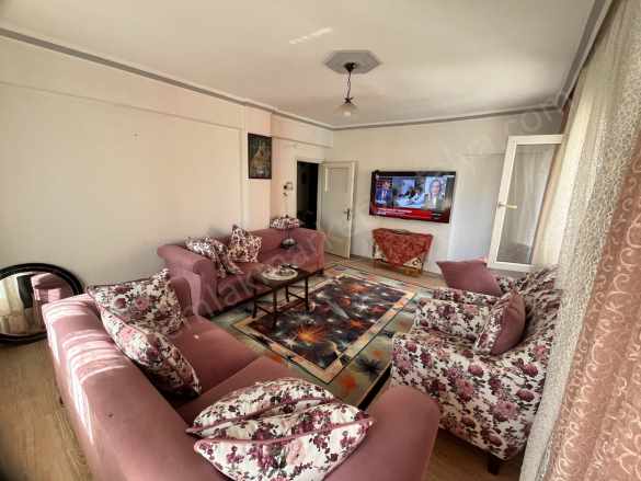 Servis Güzergahında Ayrı Mutfaklı Arakat 3+1 Satılık Daire Muratpaşa Etiler Mah
