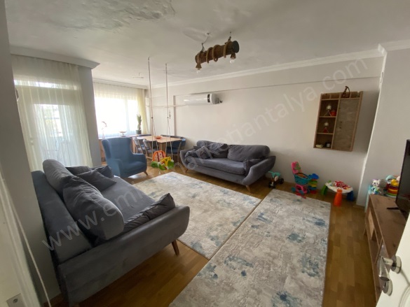 Üçgen Mah. Muratpaşa Satılık Daire |  2+1 Oda | 110M2 3.650.000Tl  Krediye Uygun  | 4. Kat | Klima | 1 Banyo Resim-1