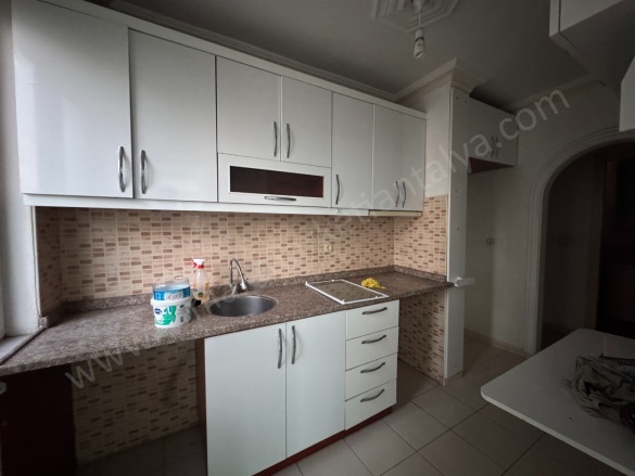 Kızıltoprak Mah. Muratpaşa Satılık Daire |  1+1 Oda | 78M2 3.100.000Tl  Krediye Uygun  | 2. Kat | Klima | 1 Banyo Resim-4