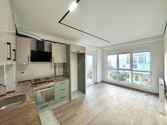 Kızıltoprak Mah. Muratpaşa Satılık Daire |  1+1 Oda | 50M2 4.000.000Tl  Krediye Uygun  | 1. Kat | Doğalgaz(Kombi) | 1 Banyo Resim-1