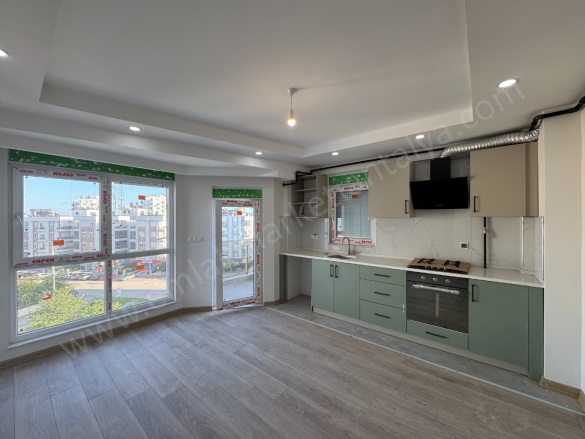 Kızıltoprak Mah. Muratpaşa Satılık Daire |  1+1 Oda | 65M2 4.750.000Tl  Krediye Uygun  | 1. Kat | Doğalgaz(Kombi) | 1 Banyo Resim-1